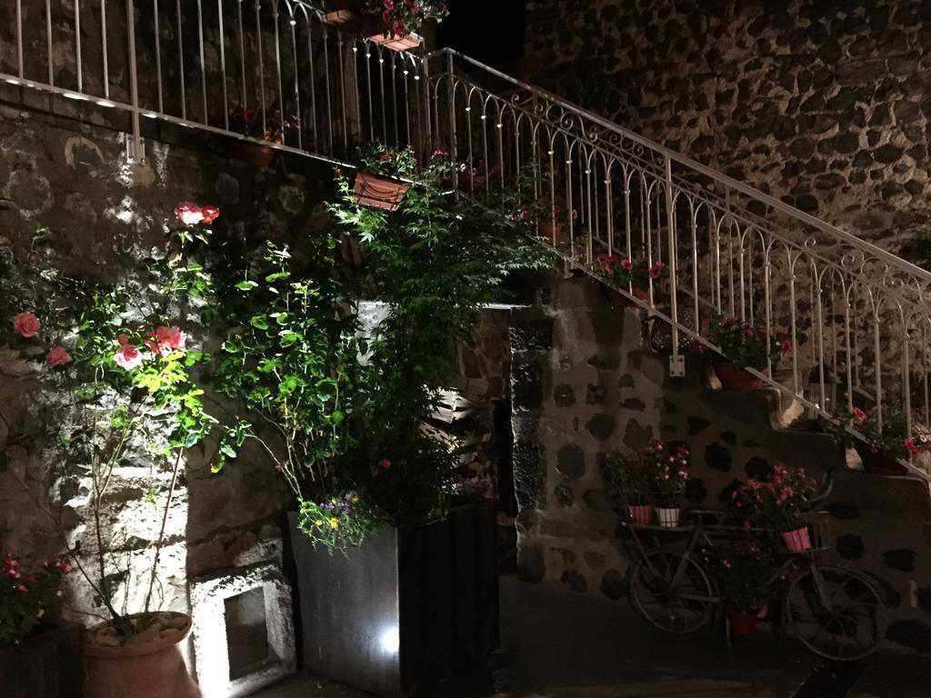 L'Escale De Camille Hotel Murat  Exterior foto