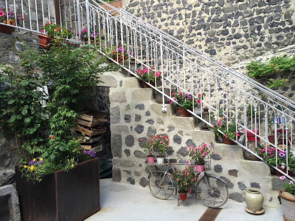 L'Escale De Camille Hotel Murat  Exterior foto